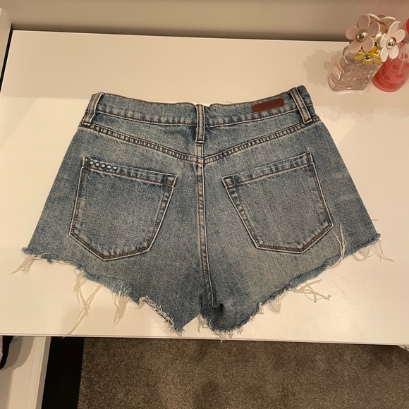 Blank NYC Denim Shorts - Picture 2 of 4